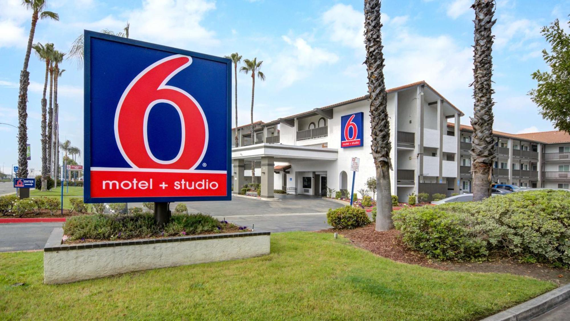 Studio 6 Ontario Ca Convention Center Airport Exterior photo